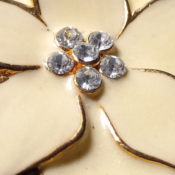 Vintage Eisenberg Ice White Poinsettia Brooch/Earrings Cottagecore Grandmacore - Picture 5 of 7